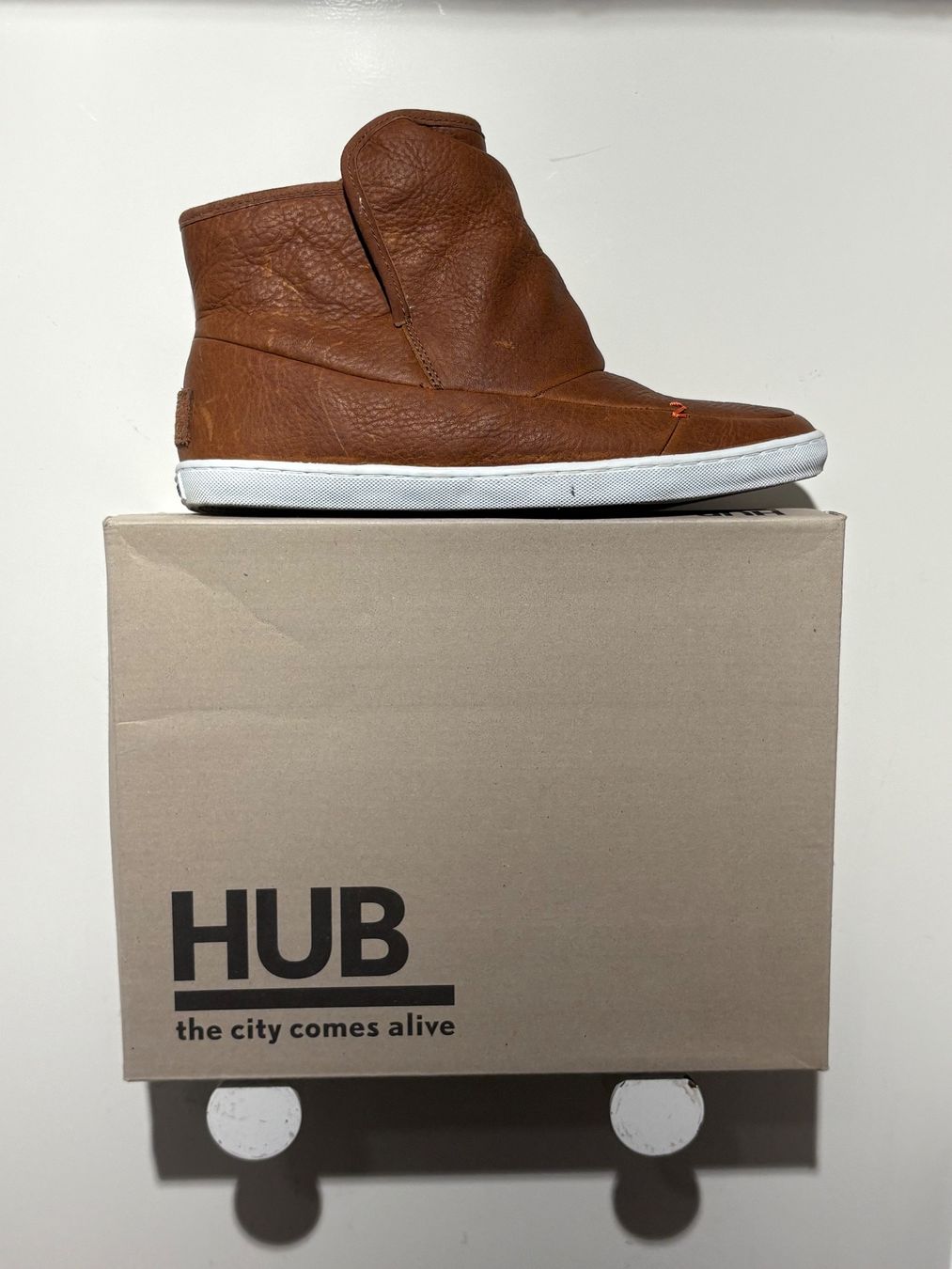 Scarpe da donna: HUB     GRÖSSE 40      INNENSOHLE 26 CM – Nuovo e nell'imballaggio originale da Zürich venduto da LIQUIDATOR.CP