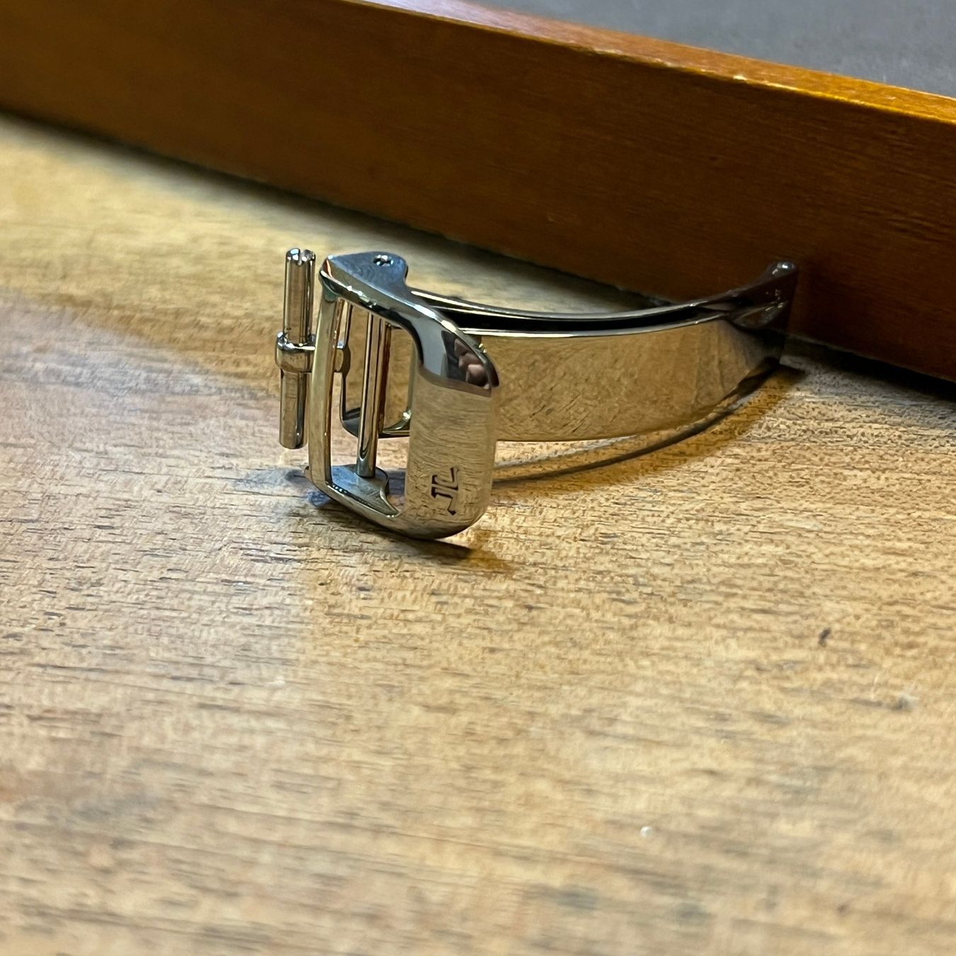 Jaeger-Lecoultre Orologi: Jaeger-LeCoultre Master Calendar Automatic 37mm 140.8.87 – Usato da Carouge GE venduto da Watchaser 5