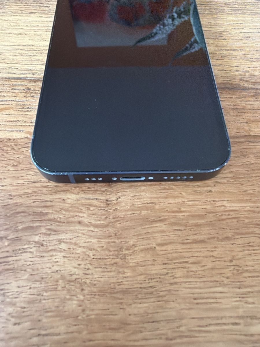 Apple Telefoni cellulari / Smartphones: Apple IPhone 12 Black 128 GB – Usato da Schöftland venduto da gigaboss 3