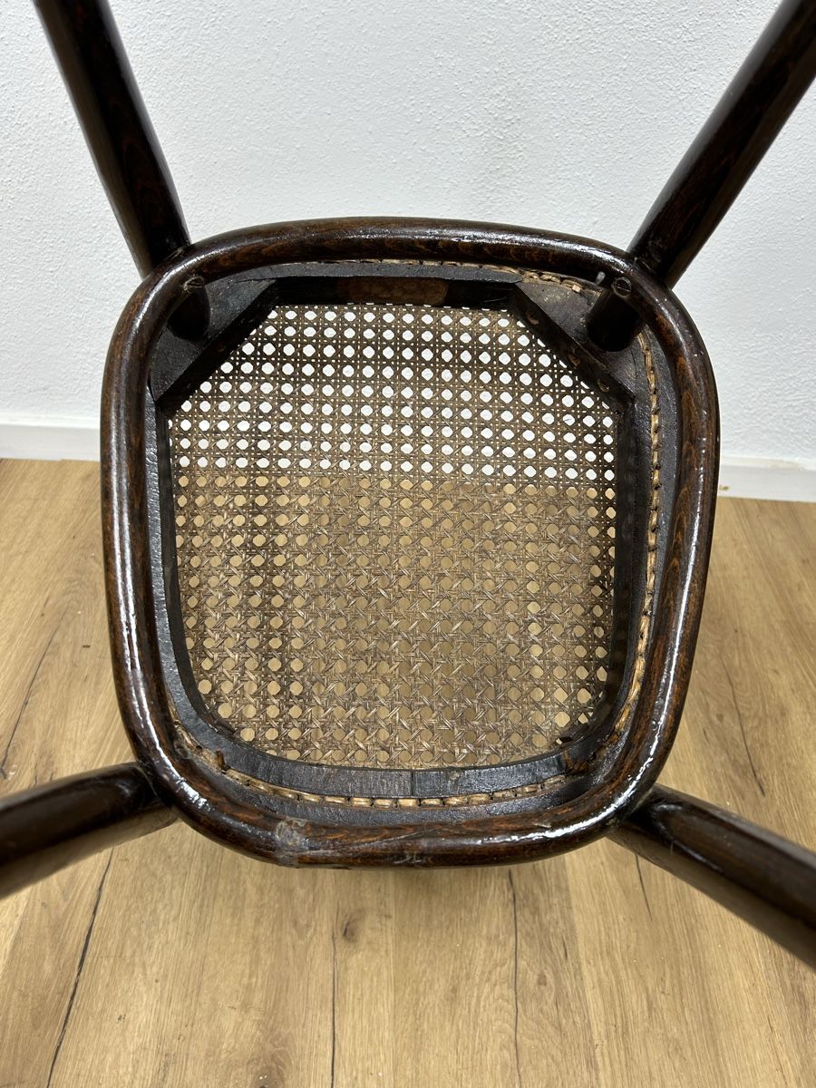 Thonet Stühle: Bistrostuhl Modell No. 56 – Gebraucht aus Basel von Sackmann 3