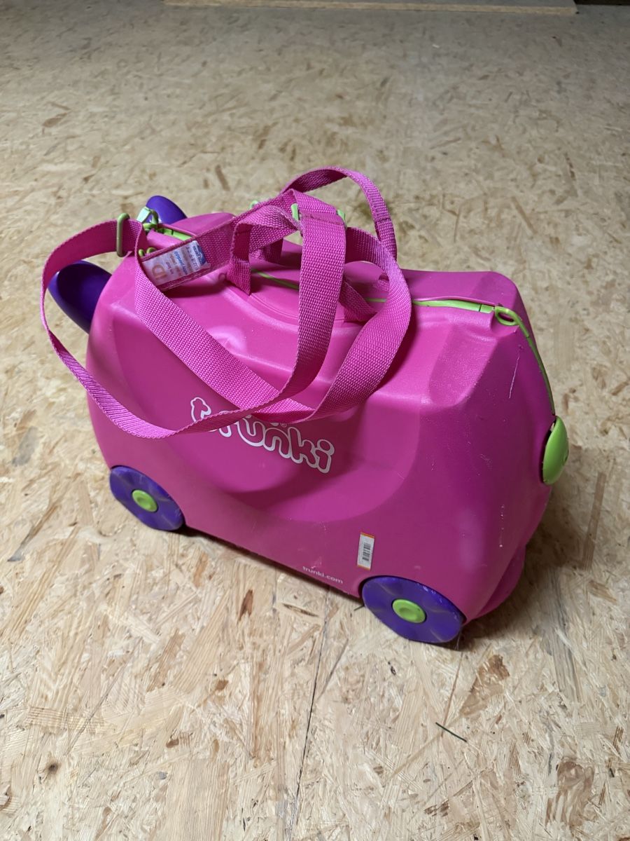 Trunki Reisekoffer: Trunki Kinderkoffer pink mit Rollen – Gebraucht aus Schaffhausen von Seko1 1