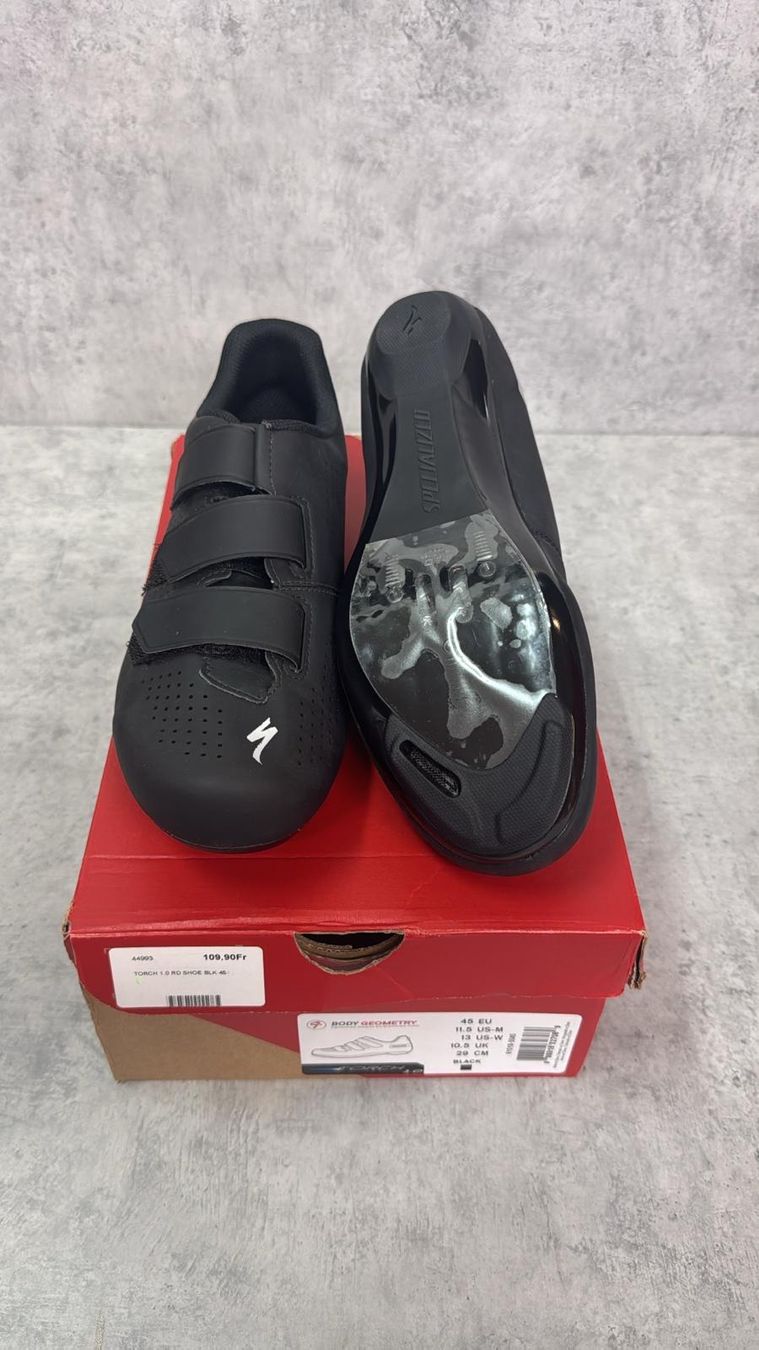 Scarpe da uomo: NEU VELOSCHUHE SPECIALIZED TORCH 1.0 RD UVP 109.90.- – Nuovo e nell'imballaggio originale da Tübach venduto da KL-Bikes 2