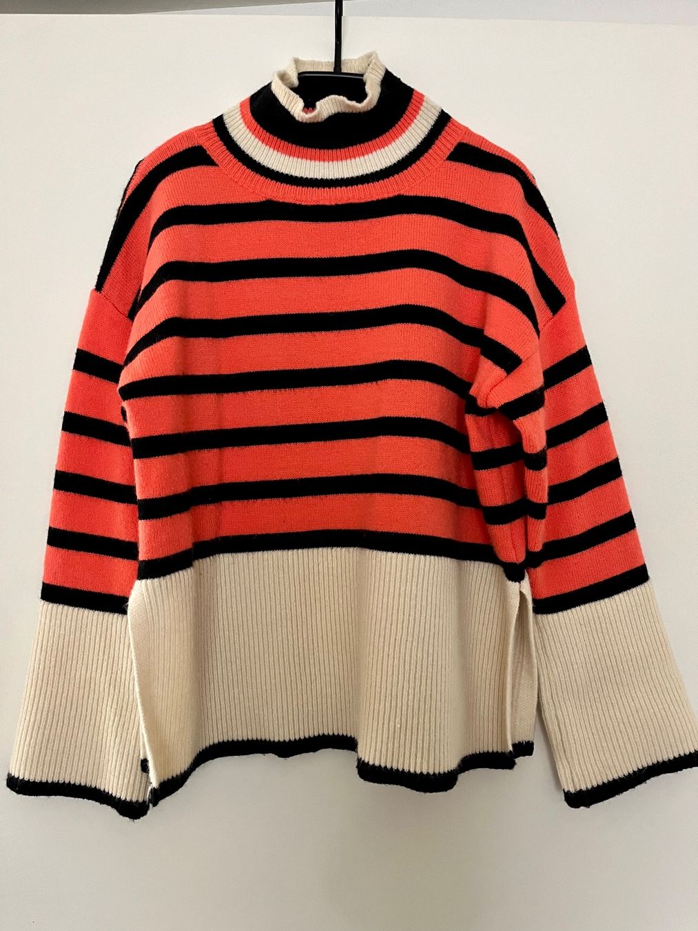 Pullover & Sweatshirts: Pullover One Size – Neu (gemäss Beschreibung) aus Triesen von atos87