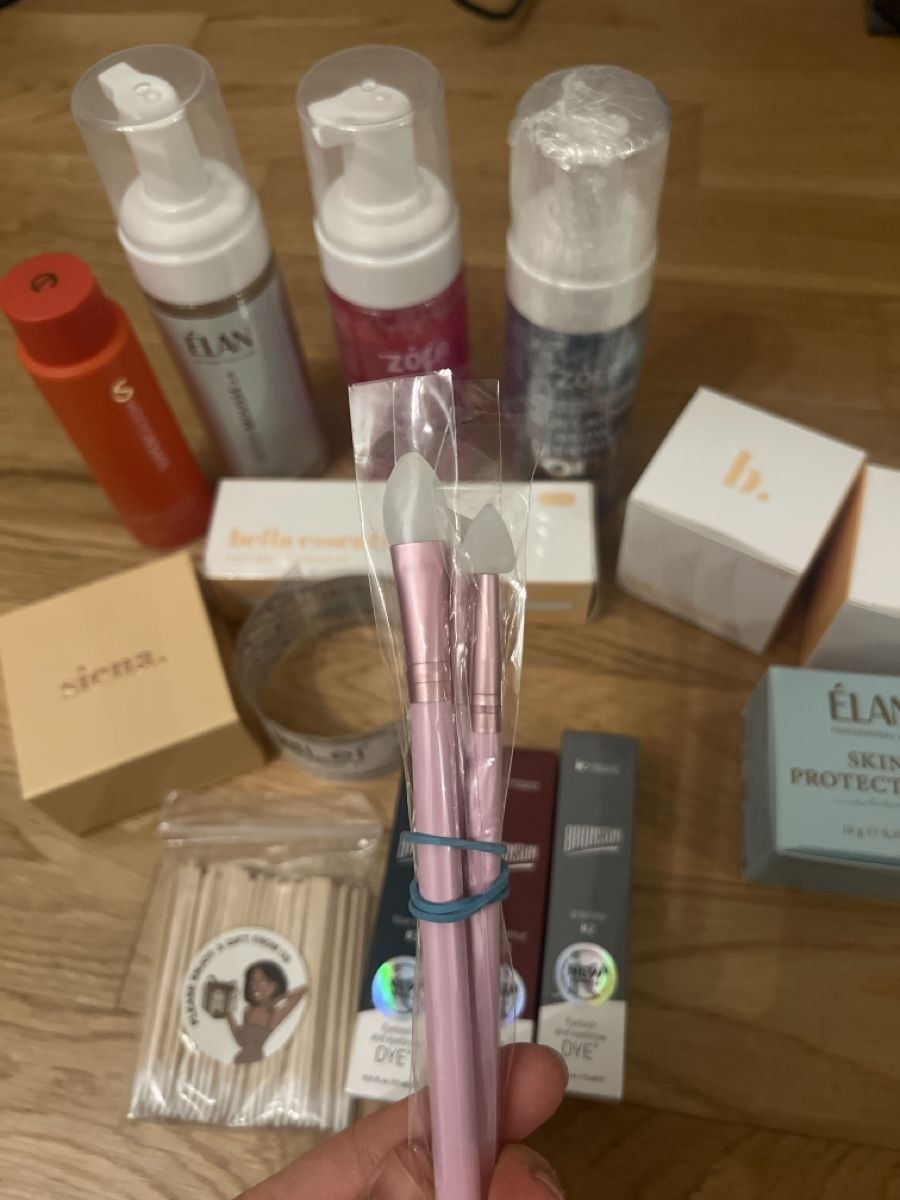 Kosmetik-& Massageliegen: Browlifting diverse Produkte – Neu und originalverpackt aus Oberglatt ZH von nil_c82p 4