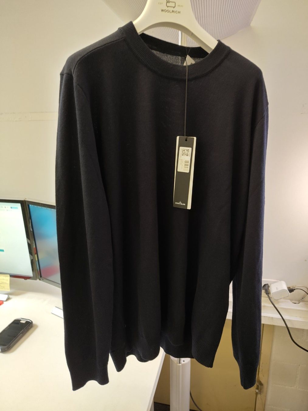 Stone Island Maglioni & Felpe: Stone Island - Strickpullover schwarz Gr. XL – Nuovo e nell'imballaggio originale da Dällikon venduto da Retouren_Resale