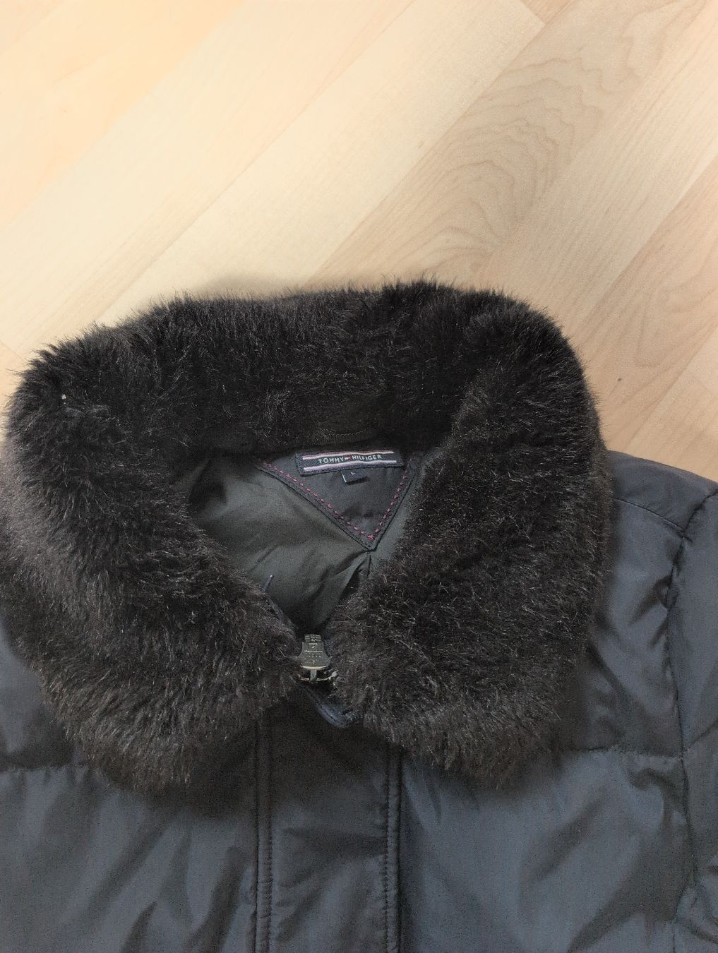 Tommy Hilfiger Vestes: Winterjacke Tommy Hilfiger  – D'occasion à Bonaduz par ChristinaCh 1