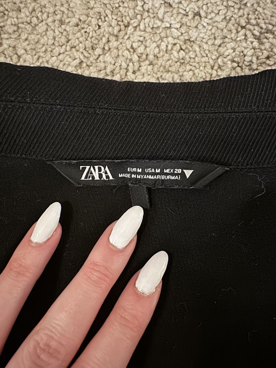 Zara Cappotti: Schwarzer Coat Gr. M von Zara – Nuovo (secondo la descrizione) da St. Gallen venduto da mic_y2tq 2