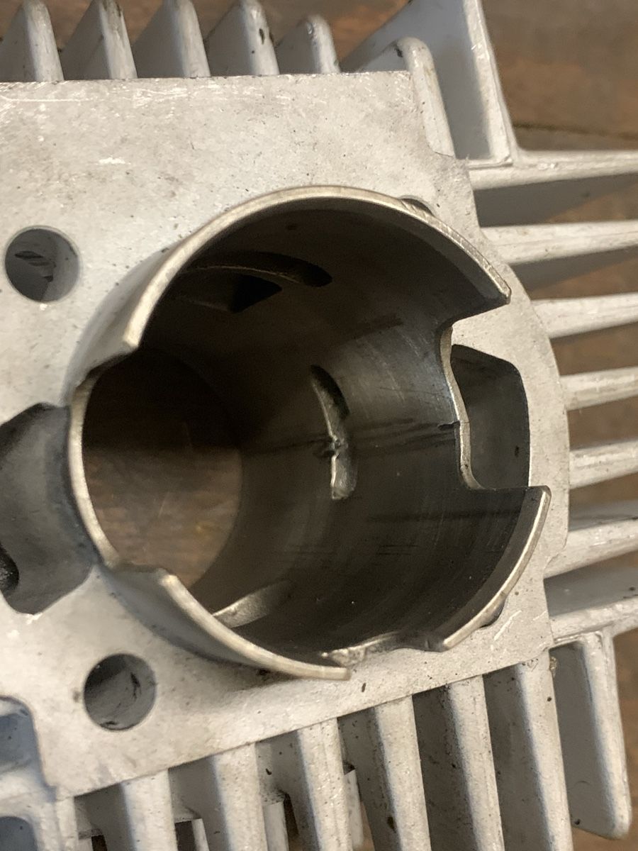 Parti ricambio per ciclomotori: Puch Maxi Zylinder 44mm – Difettoso da Dotnacht venduto da 007ym 2