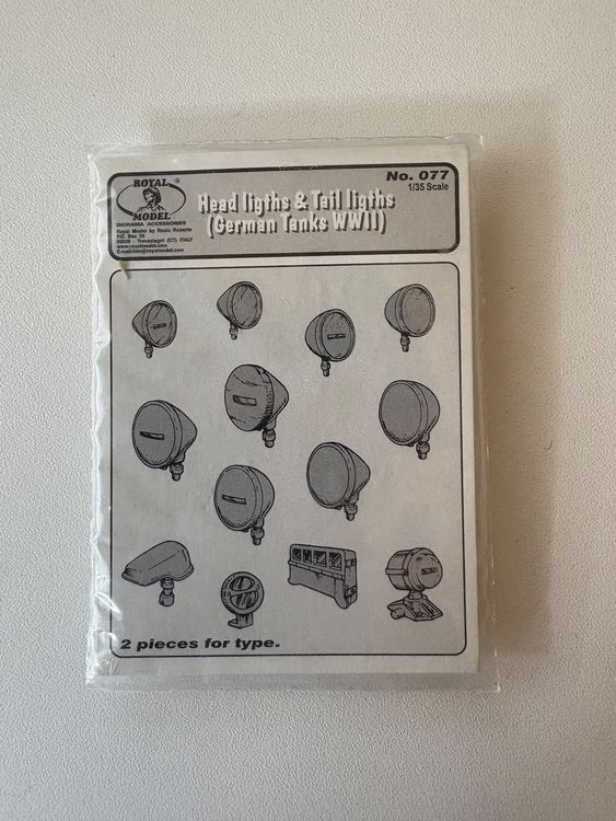 1/35 HEAD LIGHTS & TAIL LIGHTS GERMAN TANKS WWII (Gebraucht) in ...