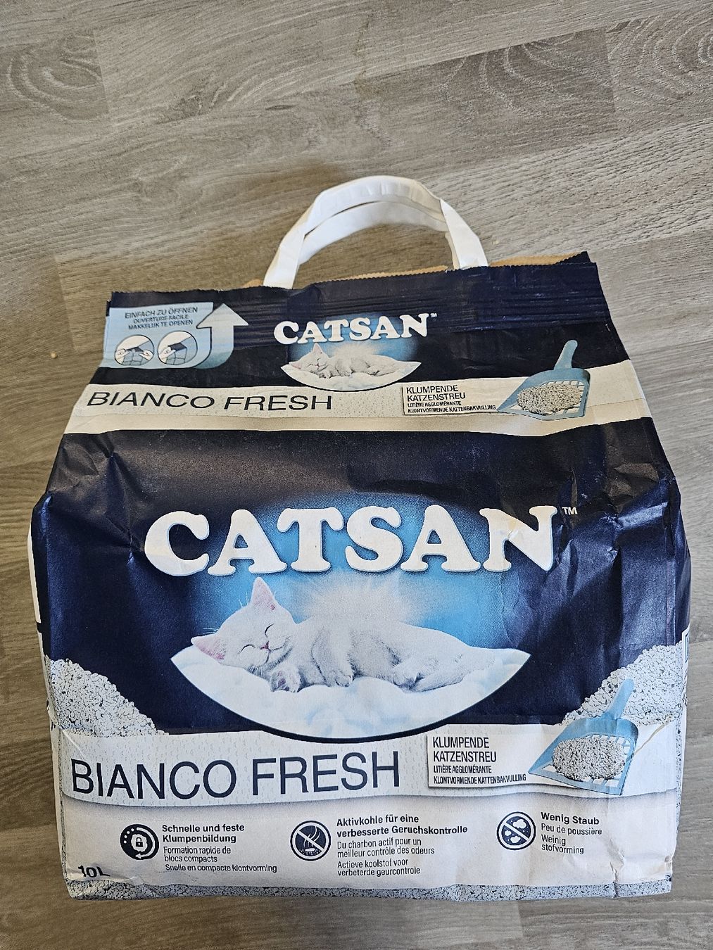 Catsan Katzenstreu Bianco Fresh klumpend, 4x10 Liter, Neu! (Neu und  originalverpackt) in Drnten fr CHF 25  nur Abholung auf Ricardo kaufen