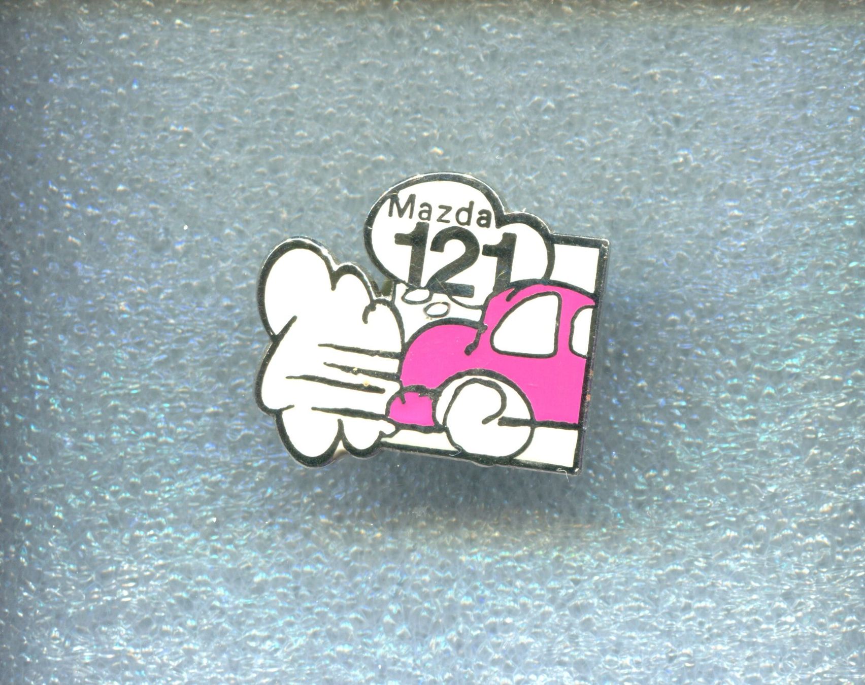 Placchette & Badge: Mazda 121 – Usato da Winterthur venduto da Sammleroase
