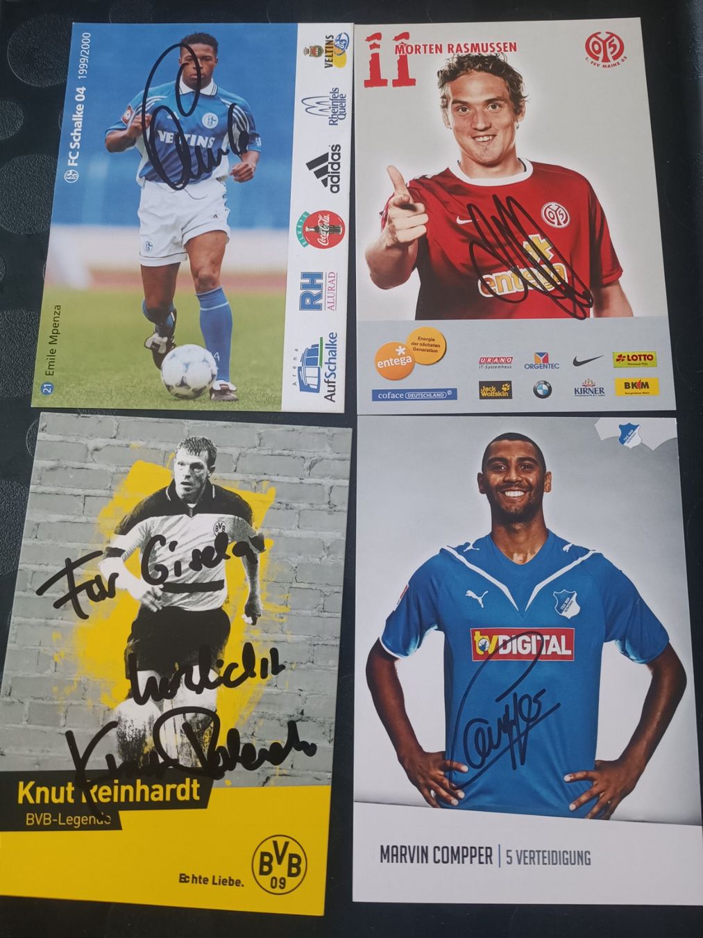 Autografi: Fussball-Mix - 4 signierte Autogrammkarten - Set – Usato da Menziken venduto da Artographs