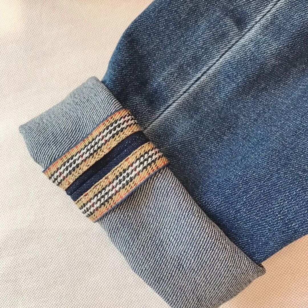 Burberry Jeans: Jeans Burberry – D'occasion à Nyon par MK_AllenTX 5