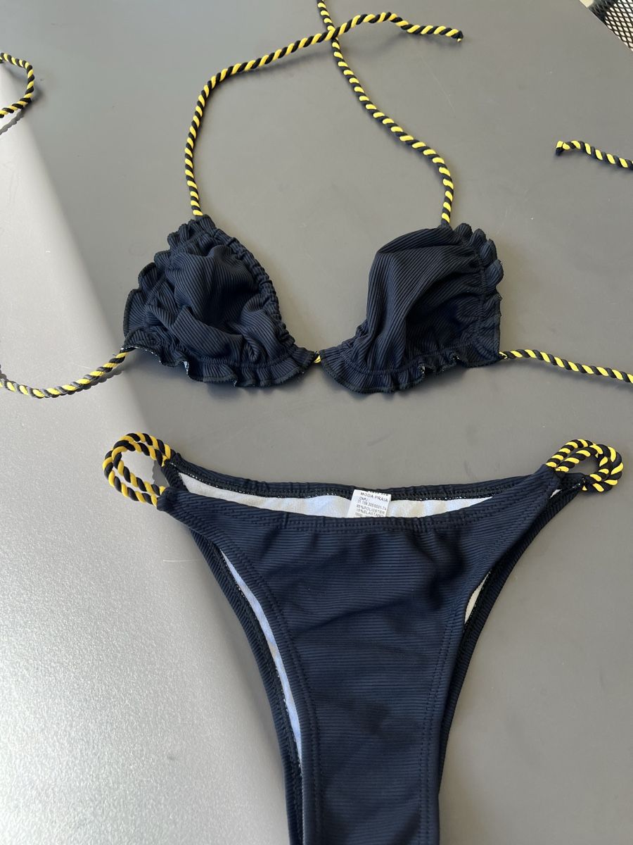 Costumi da bagno & Bikini: Bikini Brazilian – Nuovo (secondo la descrizione) da Eglisau venduto da Hermes10 1