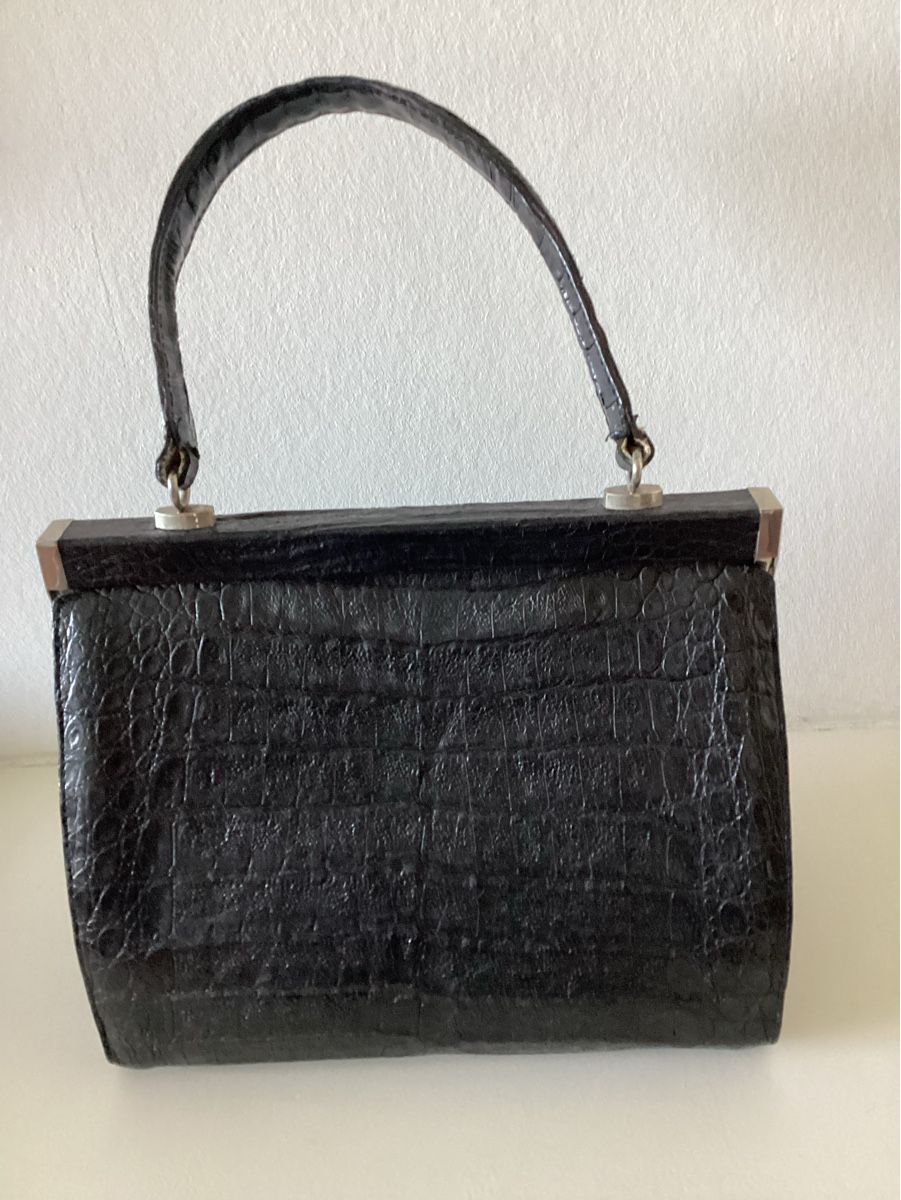 Borse da donna: Damenhandtasche – Usato da Salenstein venduto da Esprit57 1