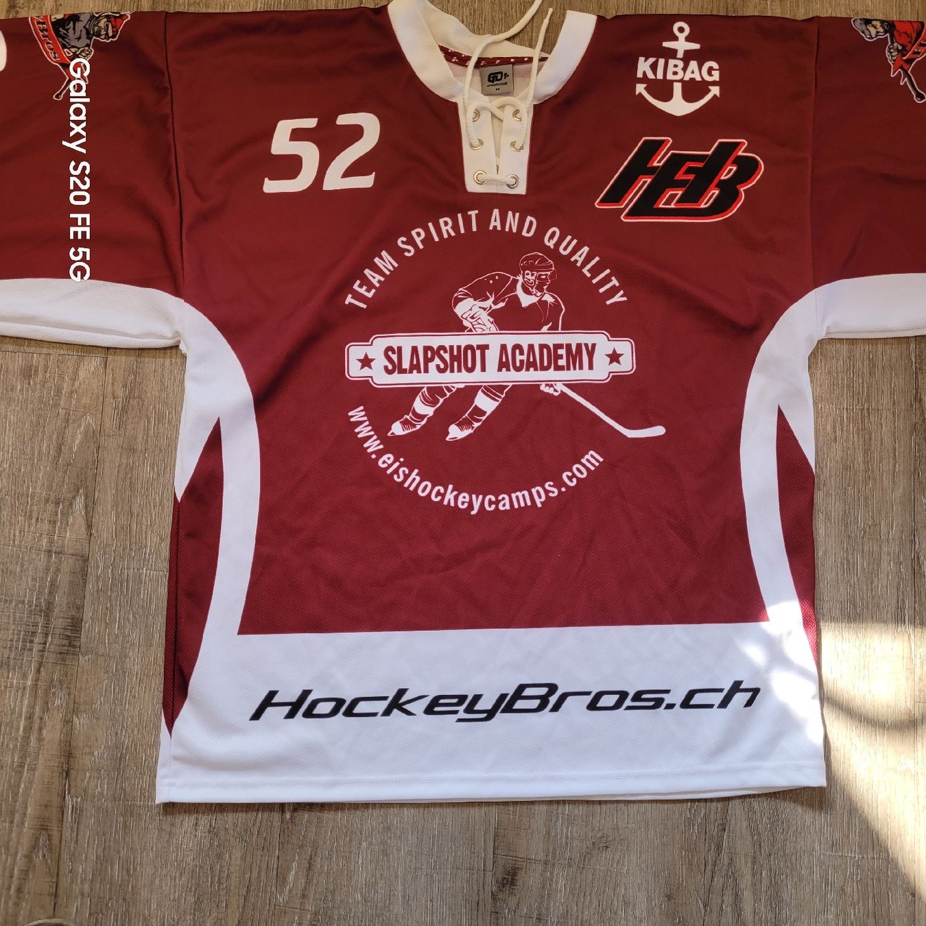 Canottiere & Pantaloni: 2 Eishockey Sportshirts in Grösse M – Usato da Niederbuchsiten venduto da klengyel 2