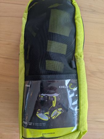 Klettergurt Edelrid Finn Grösse XXS neu mit Karabiner
