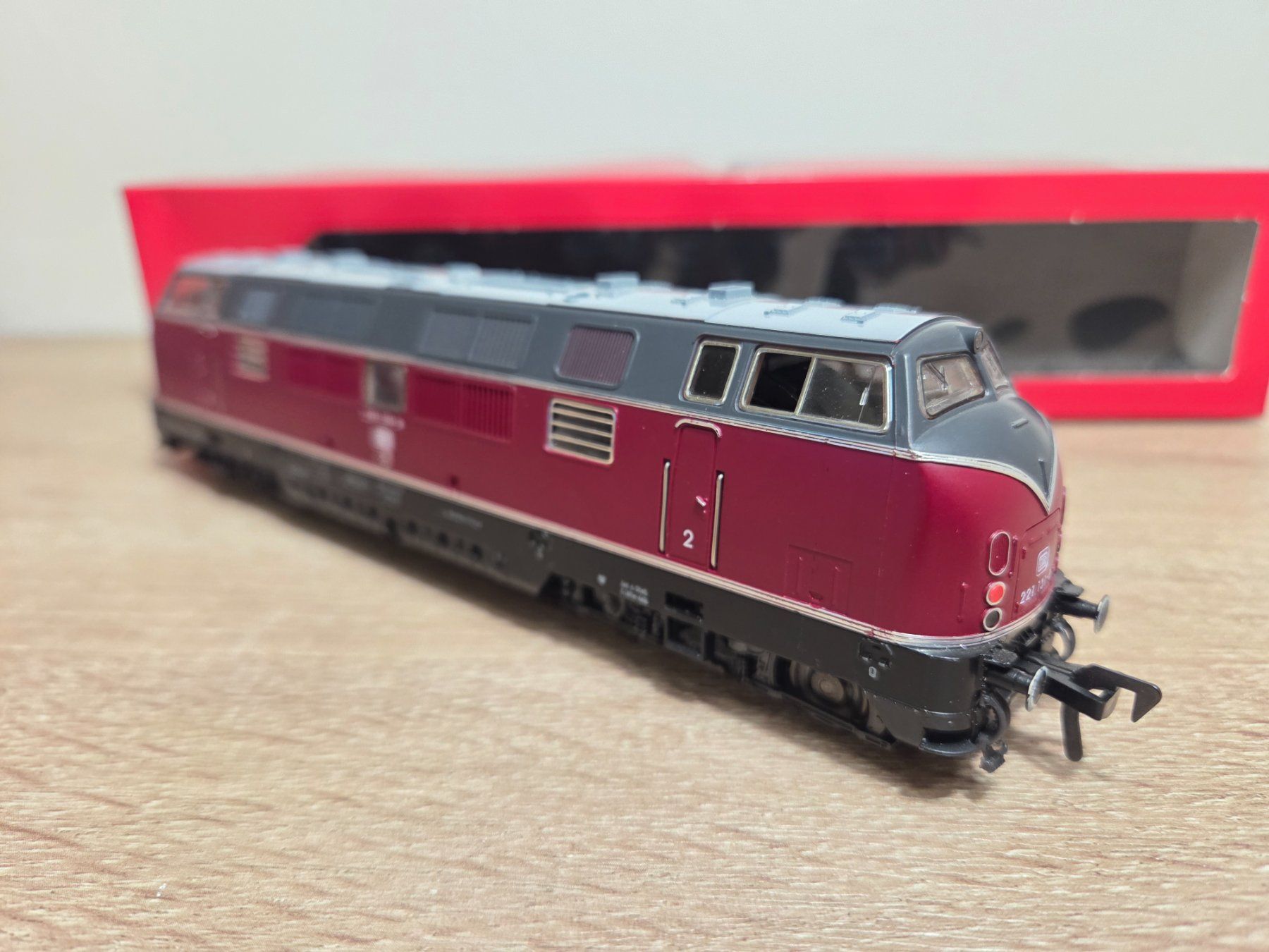 Fleischmann Modelleisenbahnen: Fleischmann Diesellok V221 DB H0 – Gebraucht aus St-Aubin-Sauges von Lo_Go 3