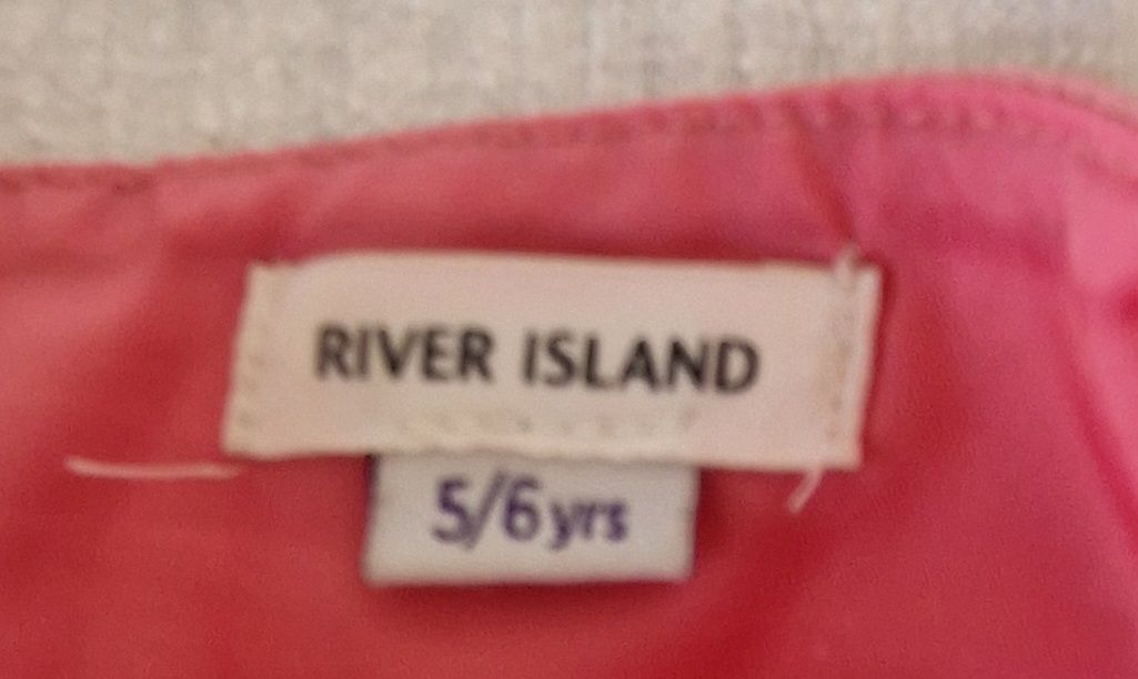 Vestiti & Gonne: River lsland Rock, Gr. 116 – Usato da Muri b. Bern venduto da rol_xtf8 2