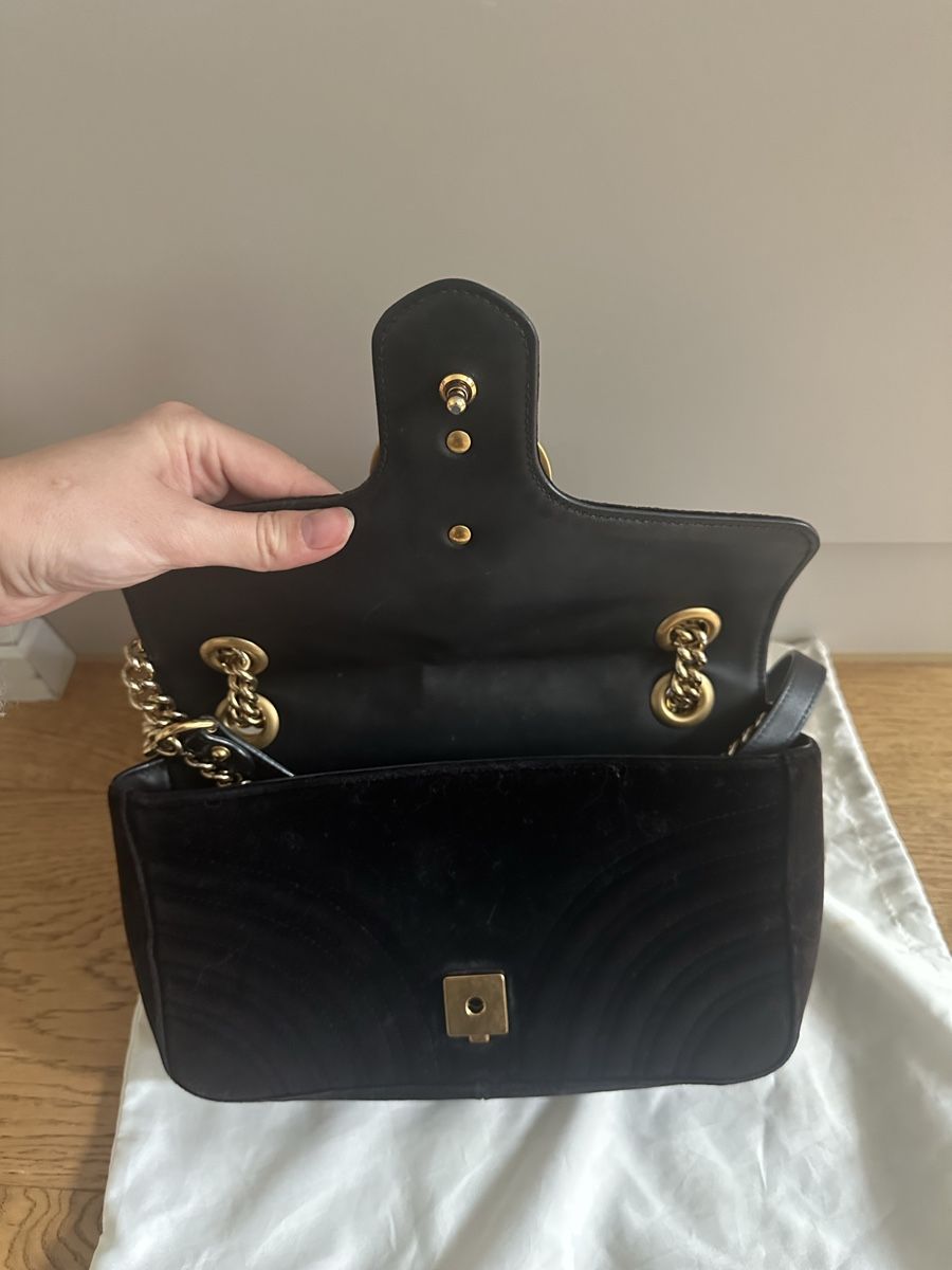 Gucci Borse da donna: Gucci Marmont Samt schwarz small – Usato da Zürich venduto da ann_6wjf 6