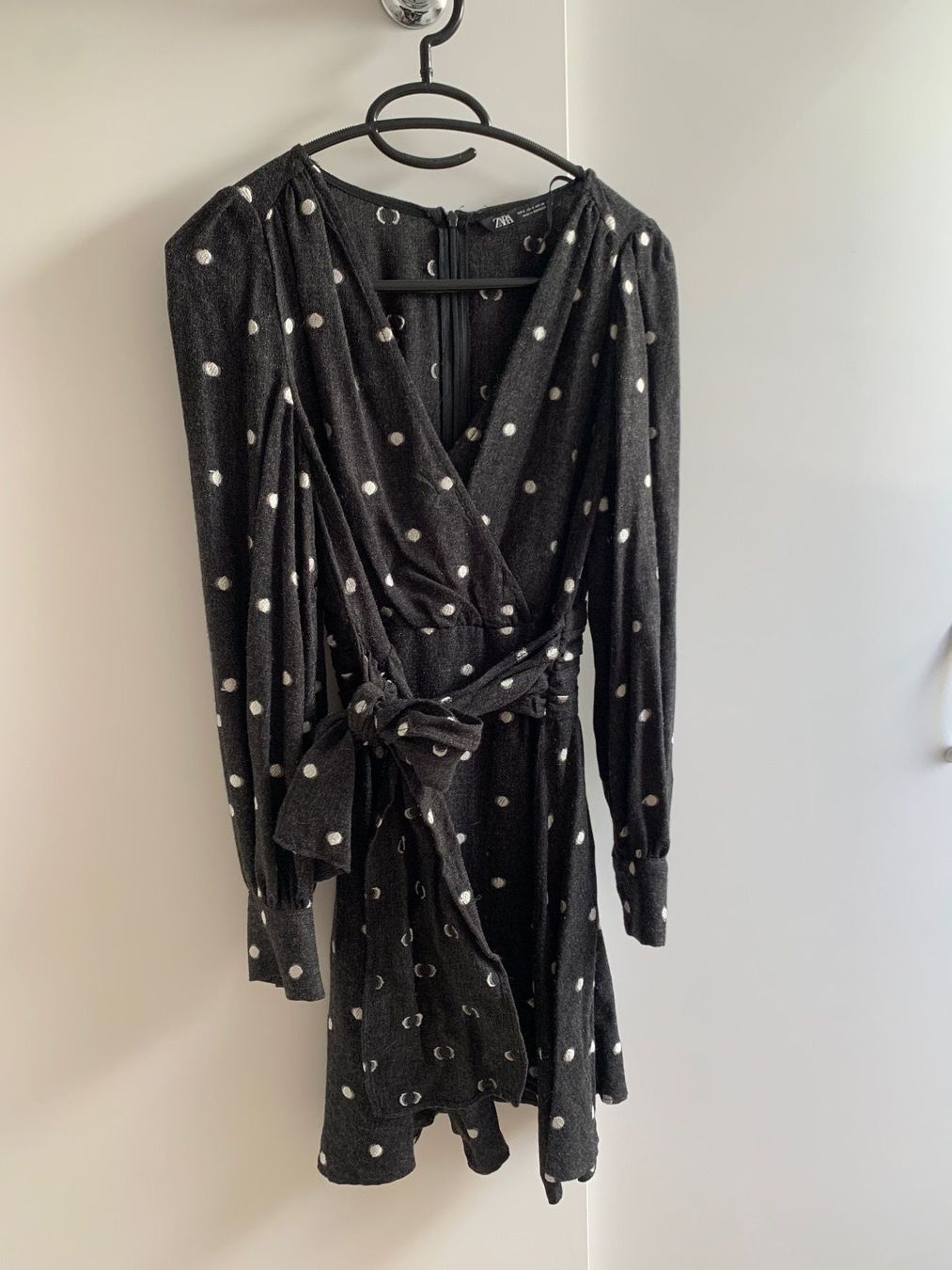 Vestiti: Kleid von Zara – Usato da Vaduz venduto da GiuliaSu