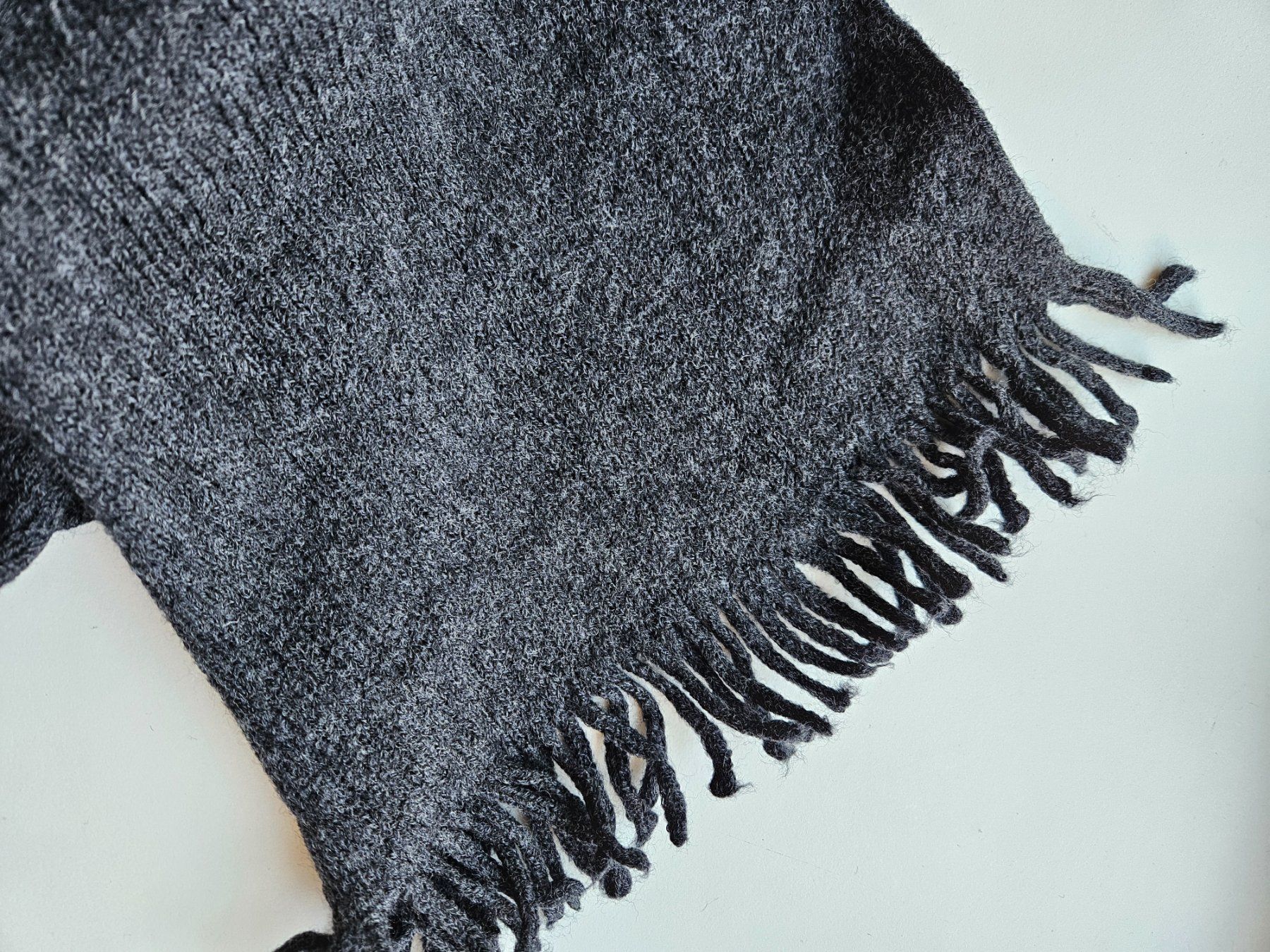Foulard & Sciarpe: Schal, grau – Usato da Schaffhausen venduto da sabrina915 3