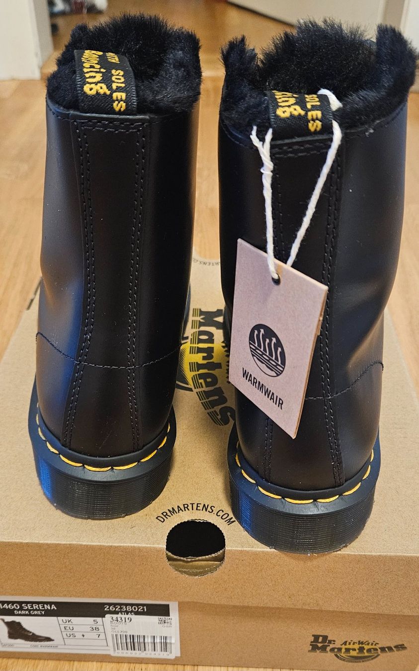 Dr. Martens Chaussures femmes: Dr.Martes Winterschuhe – Neuf avec emballage d'origine à Zürich par C-09 2