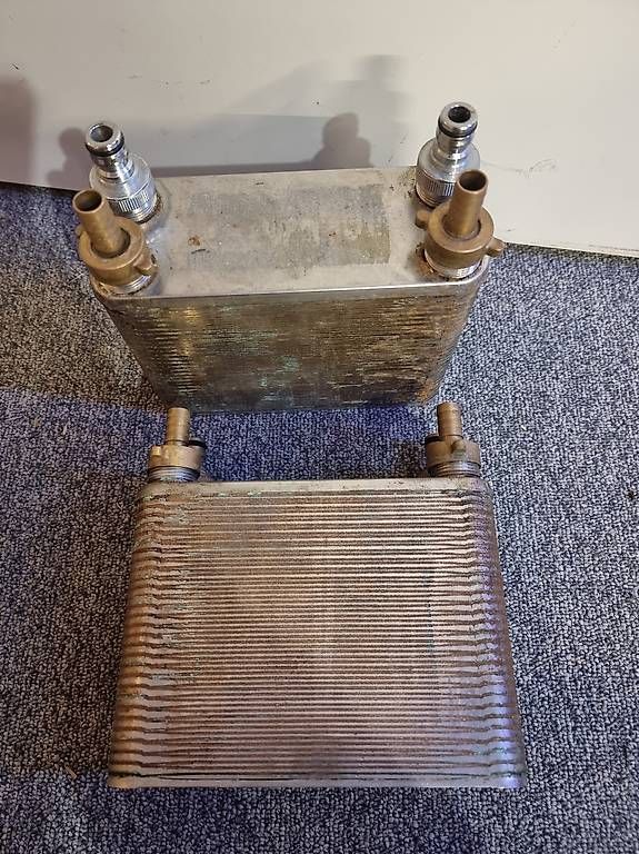 Elettrodomestici da cucina: 2x Plattenwürzekühler 30platten – Usato da Weinfelden venduto da simonromann12 2
