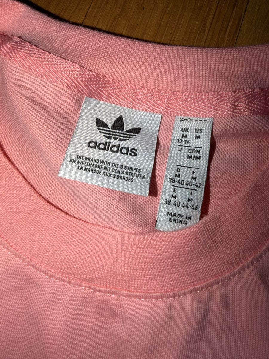 Blusen: Adidas Shirt – Gebraucht aus Fahrweid von Mara36 1