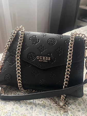 Tasche Guess