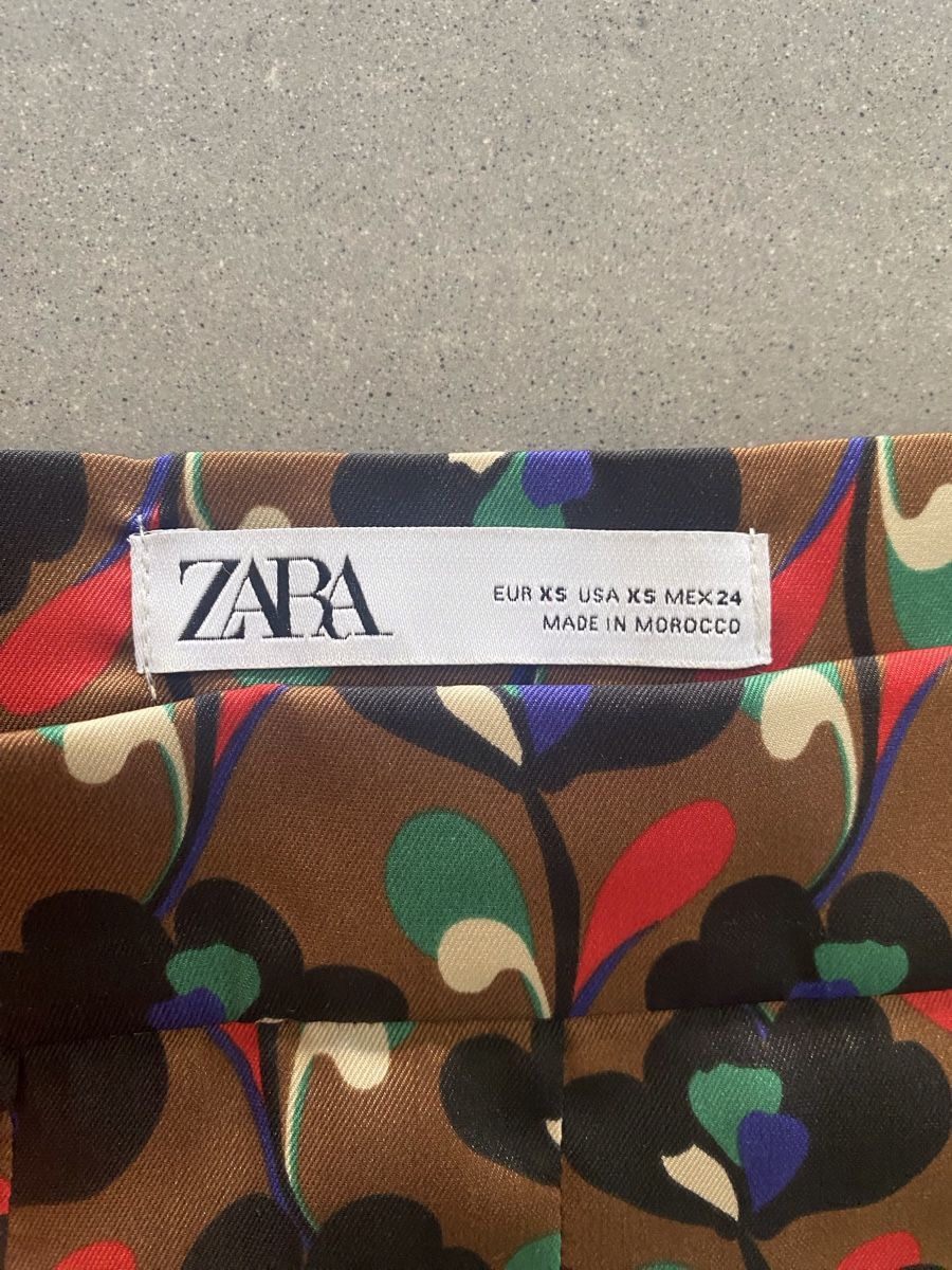 Zara Gonne: Zara Jupe gemustert braun – Nuovo (secondo la descrizione) da Rütihof venduto da ALAFC 1