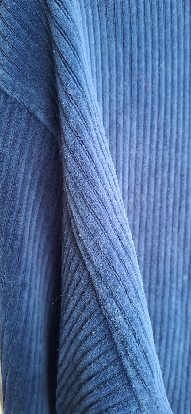 Maglioni & Felpe: OVS Grob-Cord Pullover Gr M Dunkelblau – Usato da Brienz BE venduto da mondchatz1 4