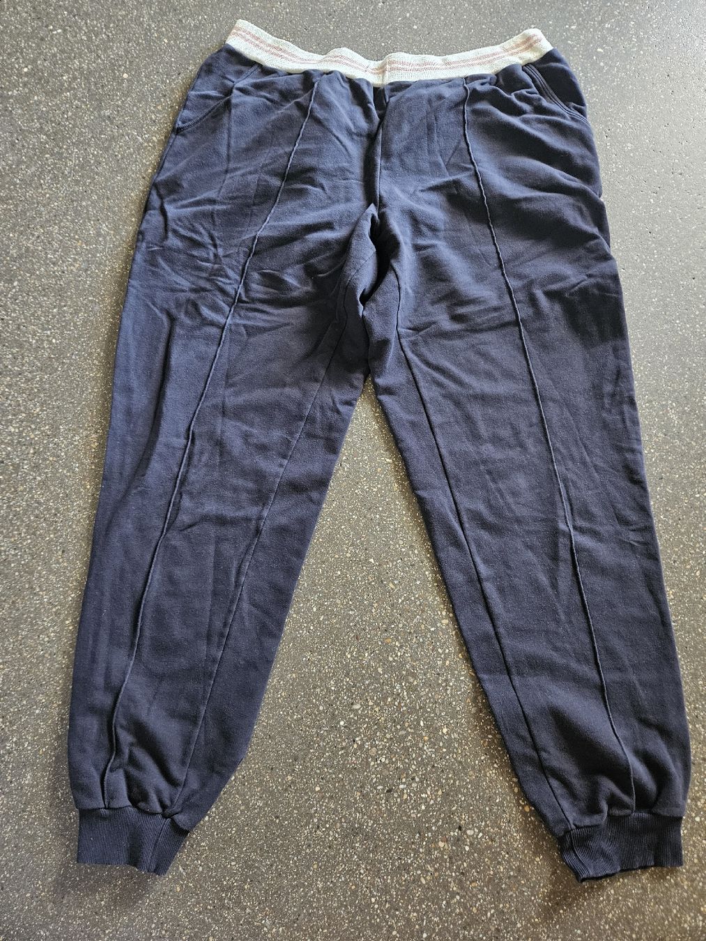 Calida Pantalons: Calida Jogginghose dunkelblau Grösse L Baumwolle – Neuf (Voir description) à Anwil par tamoos