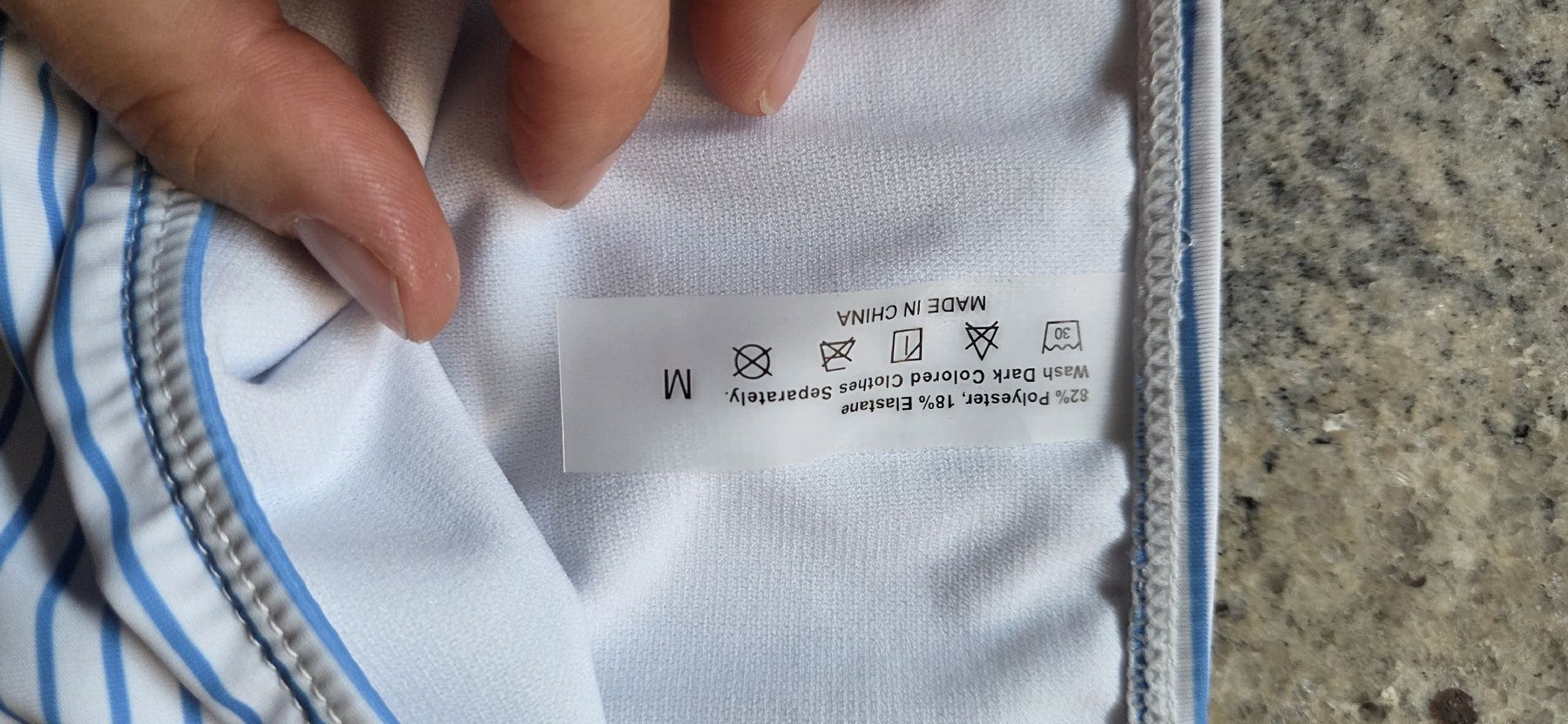 Badekleider & Bikinis: Bikinihose gestreift Grösse M neu – Neu (gemäss Beschreibung) aus Ettingen von ssc_dsr2 2