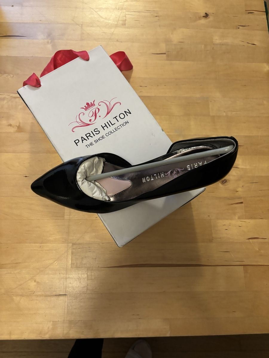 Damenschuhe: Paris Hilton Pumps – Neu und originalverpackt aus Celerina von Heli87