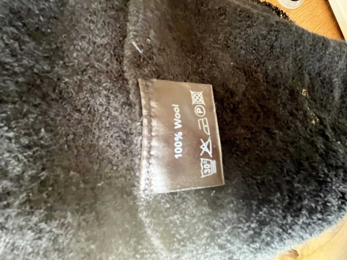 Grizas Top: GRIZAS Oberteil Sommer schwarz L – Usato da Heerbrugg venduto da sputnik09 8