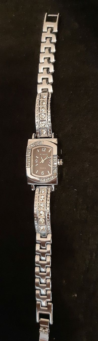 Bracciali & Braccialetti: Lady Armbanduhr sehr elegant glizernd – Nuovo e nell'imballaggio originale da St. Margarethen TG venduto da ursk10 3