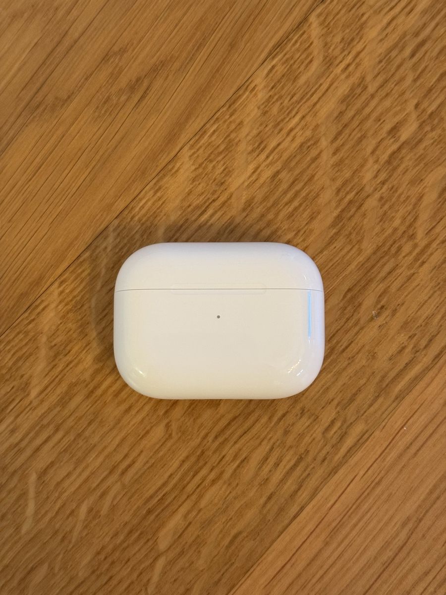 Apple Kopfhörer: Apple AirPods Pro (1. Generation) – Gebraucht aus Zürich von  3