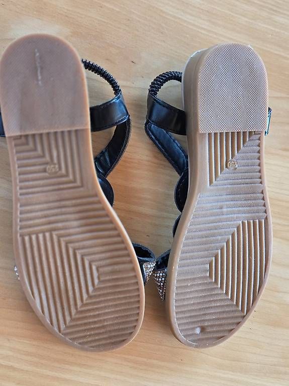 Damenschuhe: Sandales neuves - pointure 39/40 – Gebraucht aus Chemin von Sophiepittier 1
