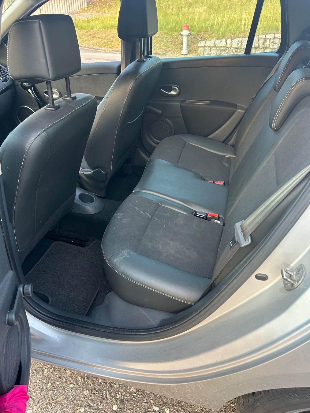 Renault Autos: Renault  Clio  1.2    100 – D'occasion à Frick par hipi33 5