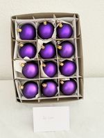 12er Set Weihnachtskugeln, violett, 6 cm, von Globus