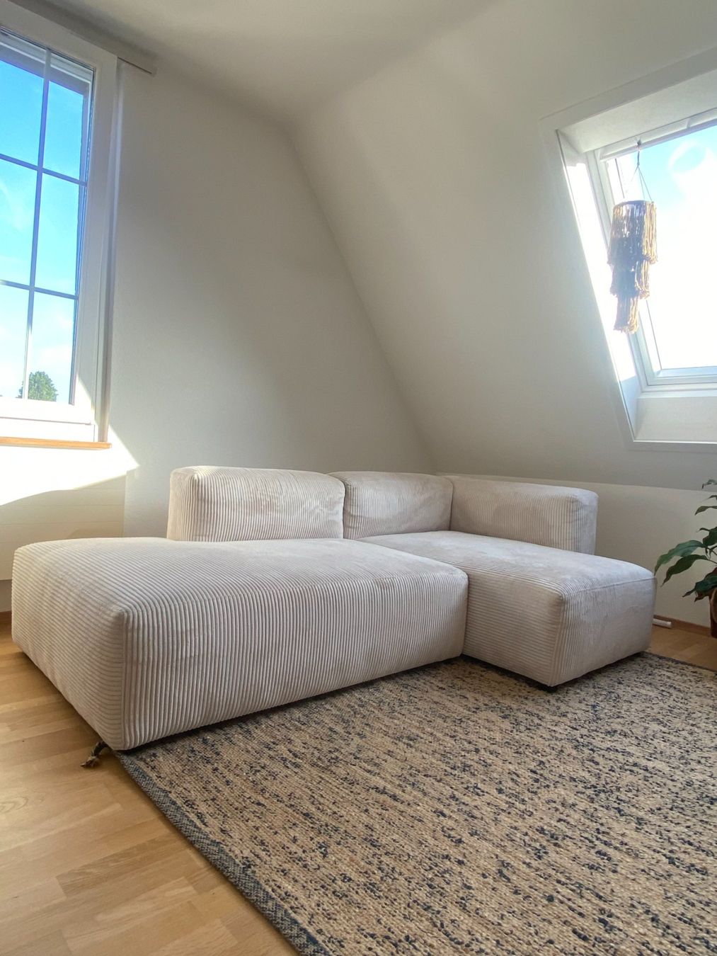 Micasa Divani: Cord Sofa Beige MICASA Cordin – Usato da Lenzburg venduto da nicc_christen 1
