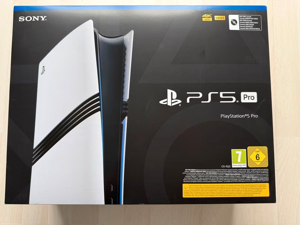 Sony Console: PlayStation 5 Pro - 2 TB Speicherplatz, Disc, 2 Controller – Usato da Basel venduto da Ch2005 1