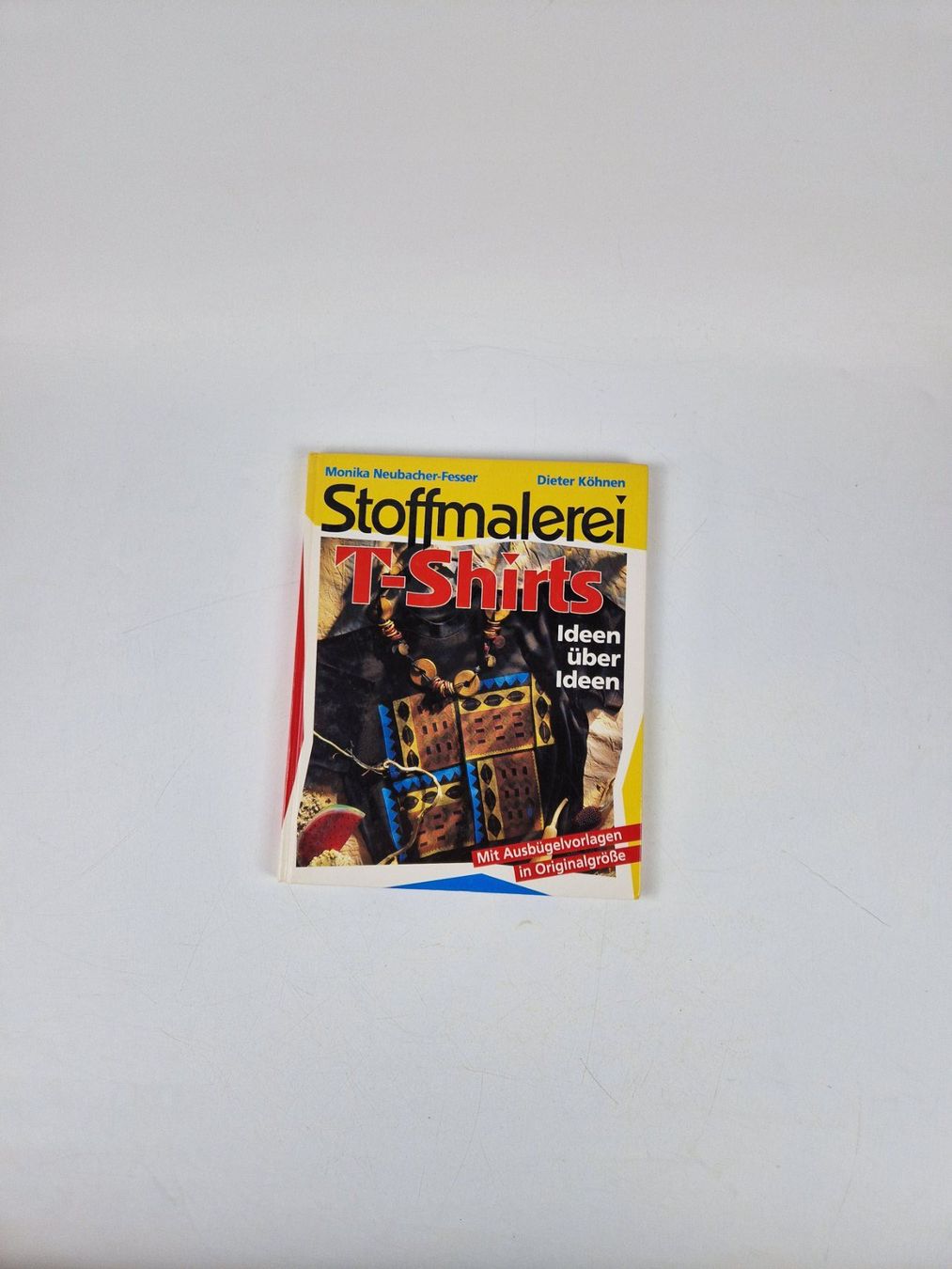 Libri: Stoff Malerei T-Shirts – Usato da Muhen venduto da Restwert_Muhen