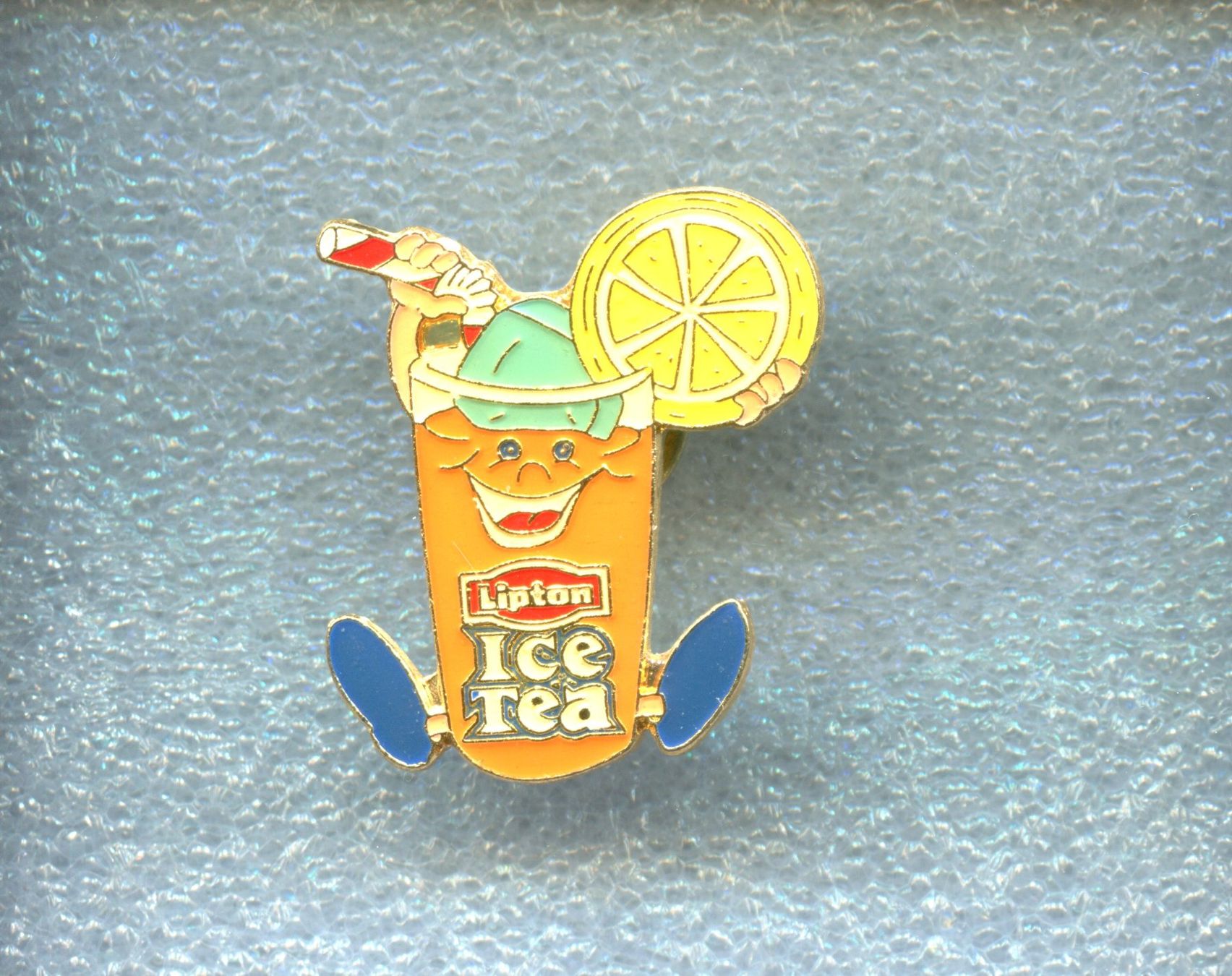 Placchette & Badge: Lipton  Ice Tea – Usato da Winterthur venduto da Sammleroase