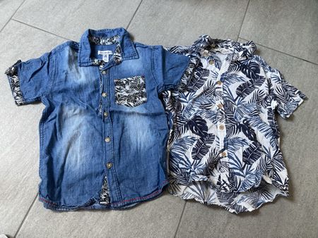 2 schöne Sommerhemde für Jungs gr.110