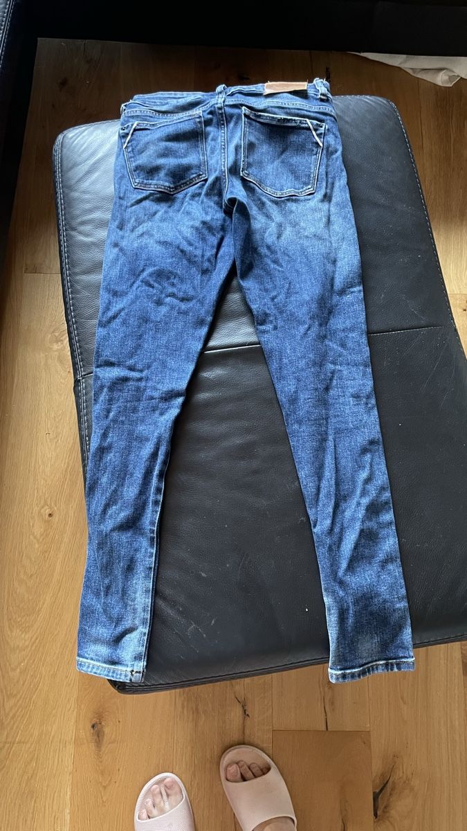 Zara Jeans: Zara Women's Jeans Size 26 – Gebraucht aus St-Gingolph von Ynatka 2