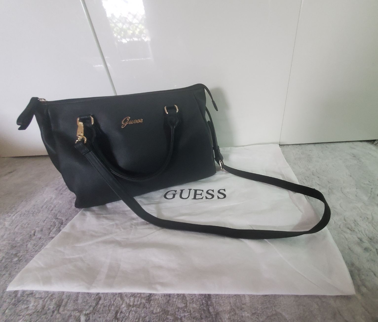 Taschen für Damen: GUESS DAMEN TASCHE – Neu (gemäss Beschreibung) aus Zürich von 5183840711