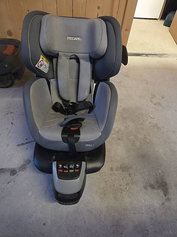 Seggiolini per auto: Siège auto Recaro – Usato da Evolène venduto da elo_2sbd 3