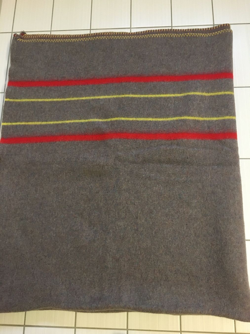 Coperte: Wolldecke – Usato da Arth venduto da Vrecam51
